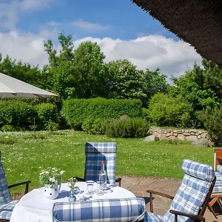 Benendikenwai 11 Tatil Evi *