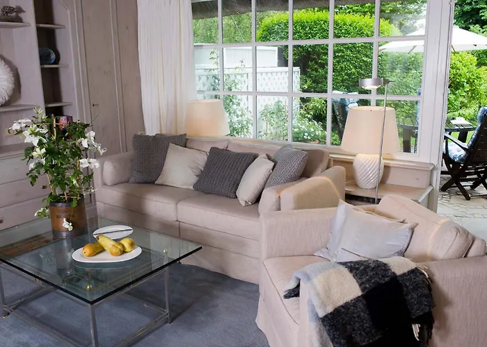 Semesterbostad Benendikenwai 11 *